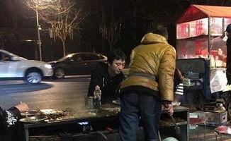 路边摊的帅哥爆料视频,揭秘幕后故事,带你走进真实生活 第1张 路边摊的帅哥爆料视频,揭秘幕后故事,带你走进真实生活 第1张